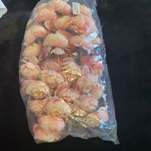 Victoria’s Secret peonies former store prop 30 count